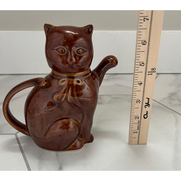 Vintage Chinese Porcelain Havana Brown Cat Teapot with Paw Spout - Picture 8 of 8